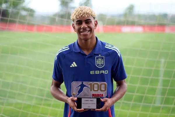 18岁新星亚马尔登顶全球百大球星榜，C罗梅西排名引发热议